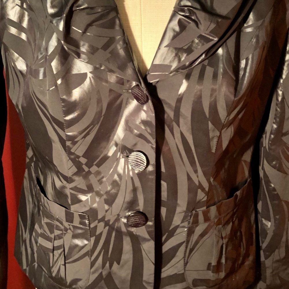 JR Jacket - Picture 4 of 9
